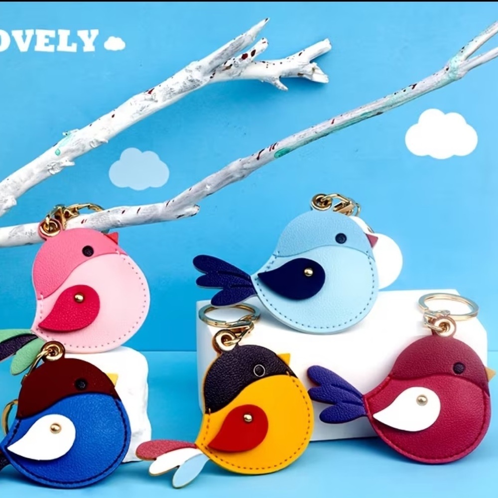 Pink bird purse charm/keychain/smart tag holder! - Picture 5 of 5